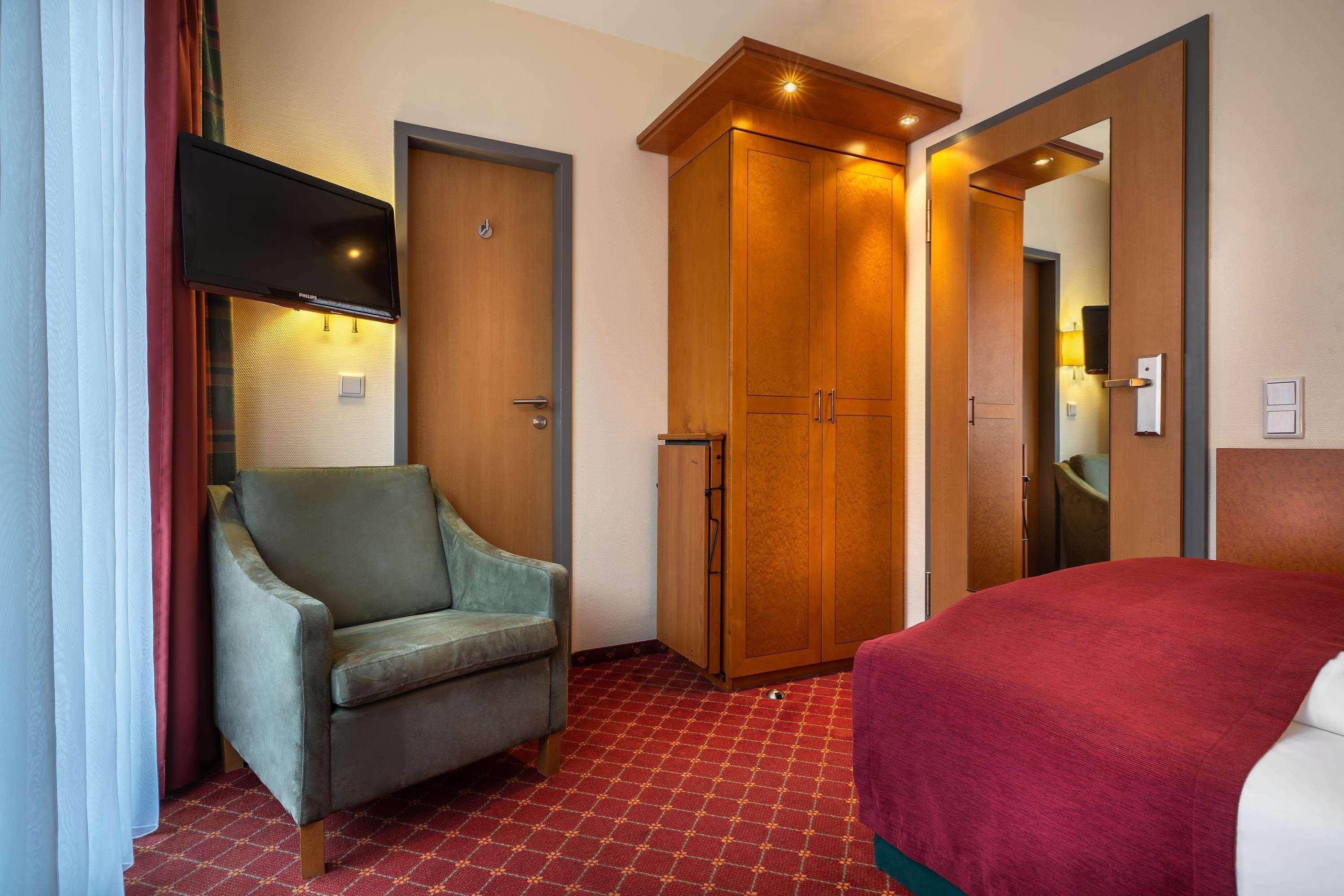 Garner Hotel Hamburg - Wandsbek Marktplatz Екстер'єр фото