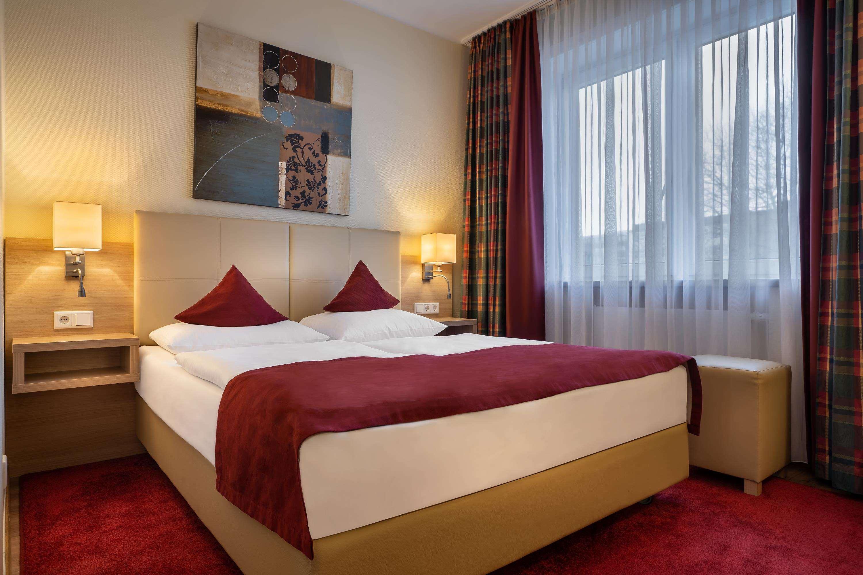 Garner Hotel Hamburg - Wandsbek Marktplatz Екстер'єр фото