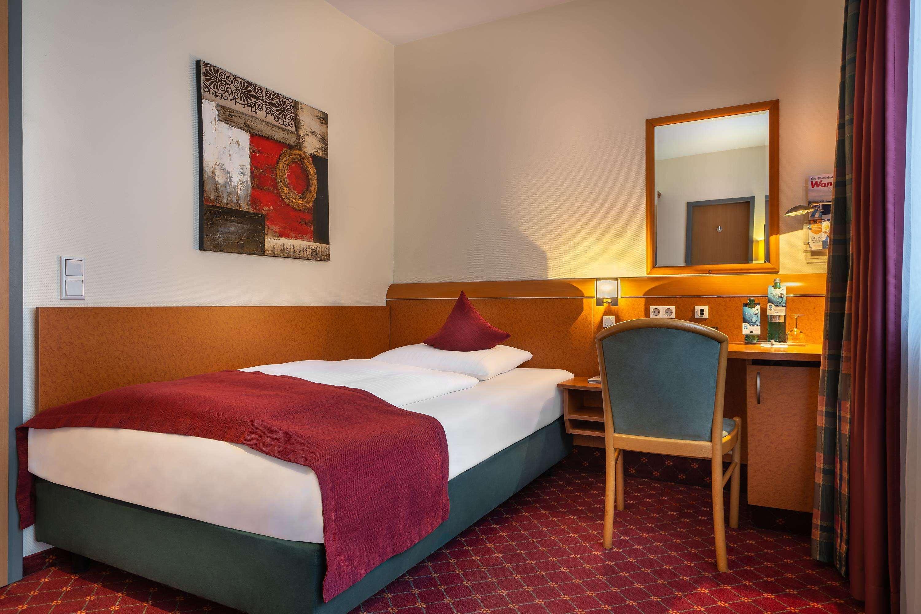 Garner Hotel Hamburg - Wandsbek Marktplatz Екстер'єр фото