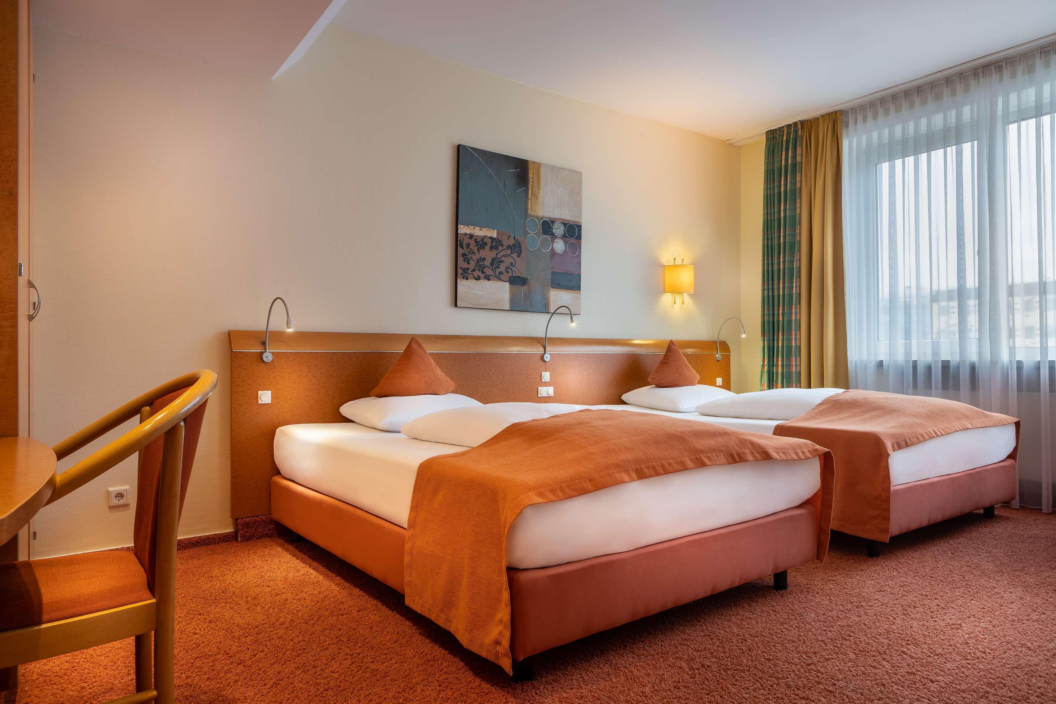 Garner Hotel Hamburg - Wandsbek Marktplatz Екстер'єр фото