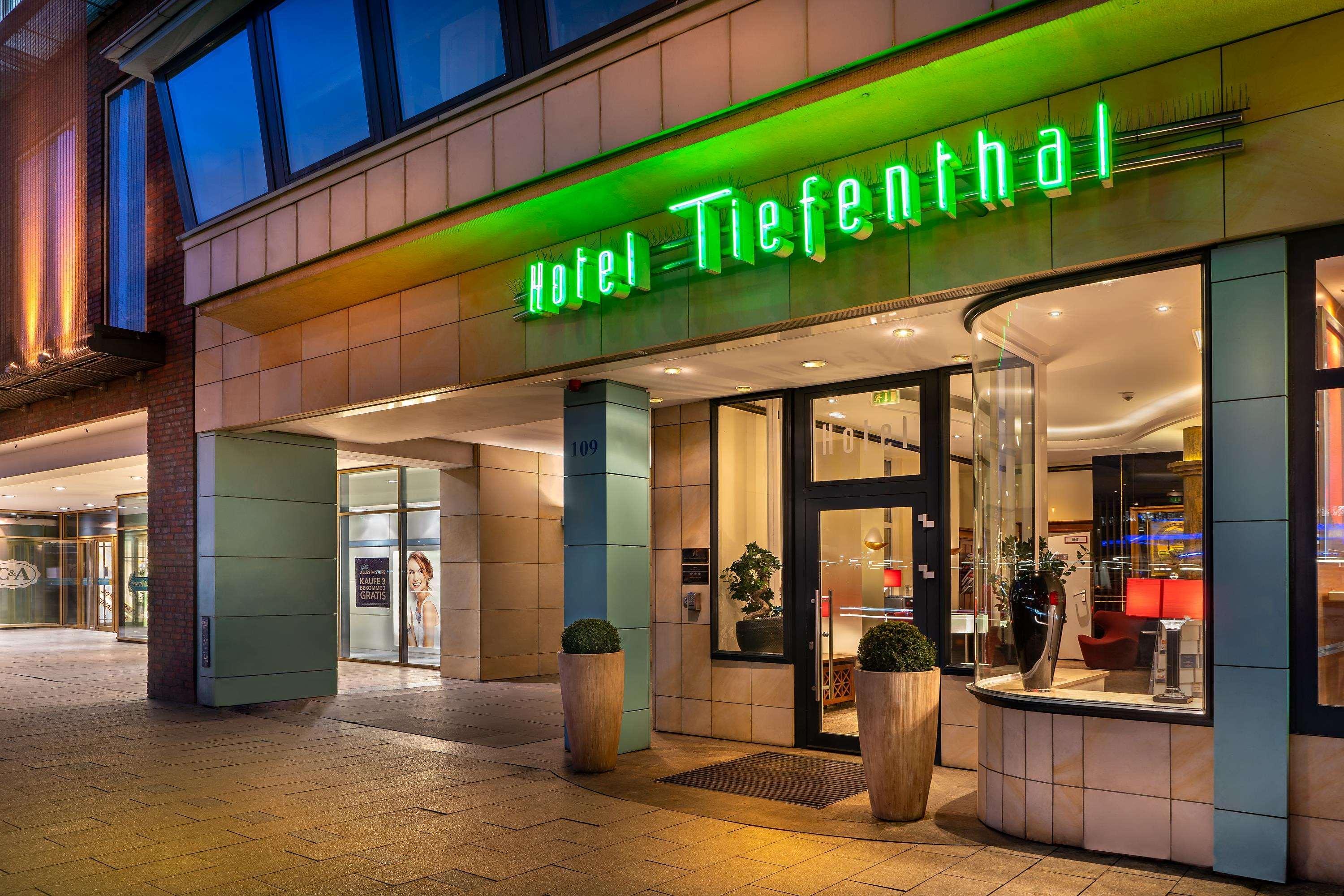 Garner Hotel Hamburg - Wandsbek Marktplatz Екстер'єр фото