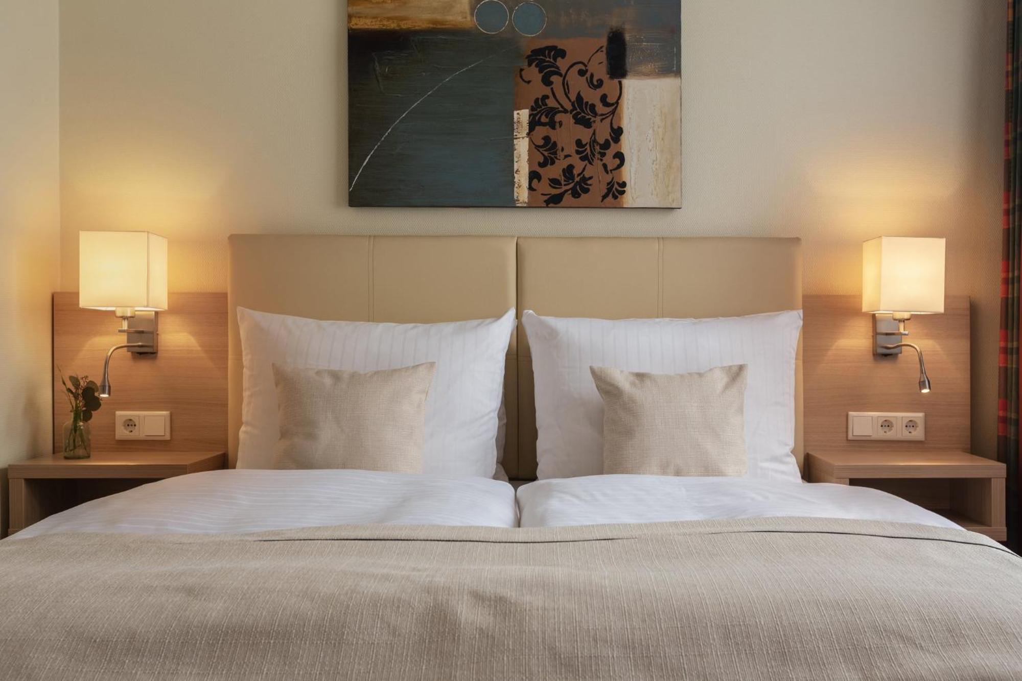 Garner Hotel Hamburg - Wandsbek Marktplatz Екстер'єр фото