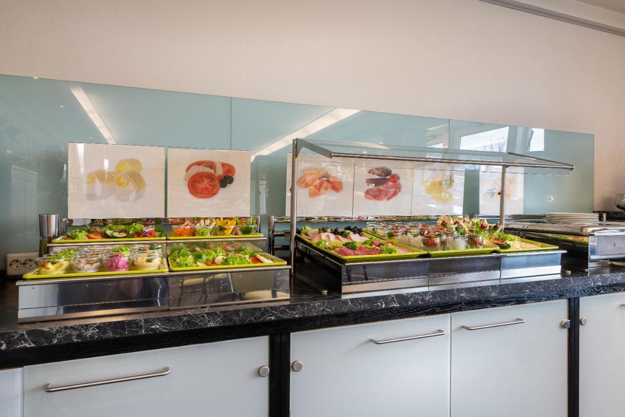 Garner Hotel Hamburg - Wandsbek Marktplatz Екстер'єр фото